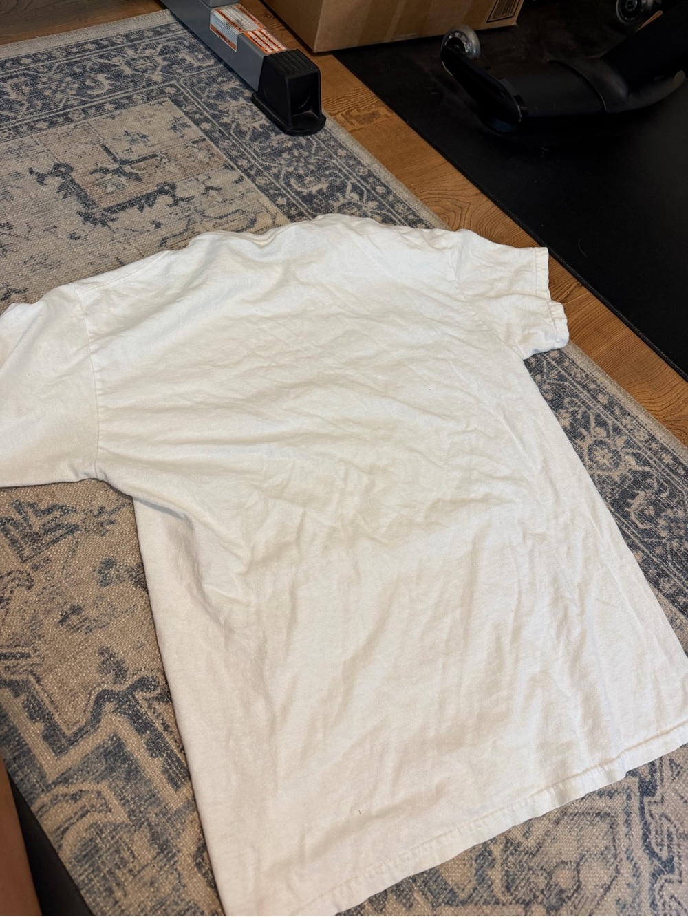 Virginity Rocks Tee Shirt - Picture 3 of 3